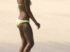 Jessica_Alba_yellow_bikini_candids0027_122_1156lo.jpg