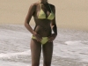 Jessica_Alba_yellow_bikini_candids0028_122_499lo.jpg