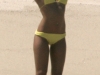 Jessica_Alba_yellow_bikini_candids0058_122_427lo.jpg